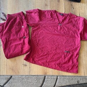 Women’s Magenta Medical Scrub Top and Pants Set